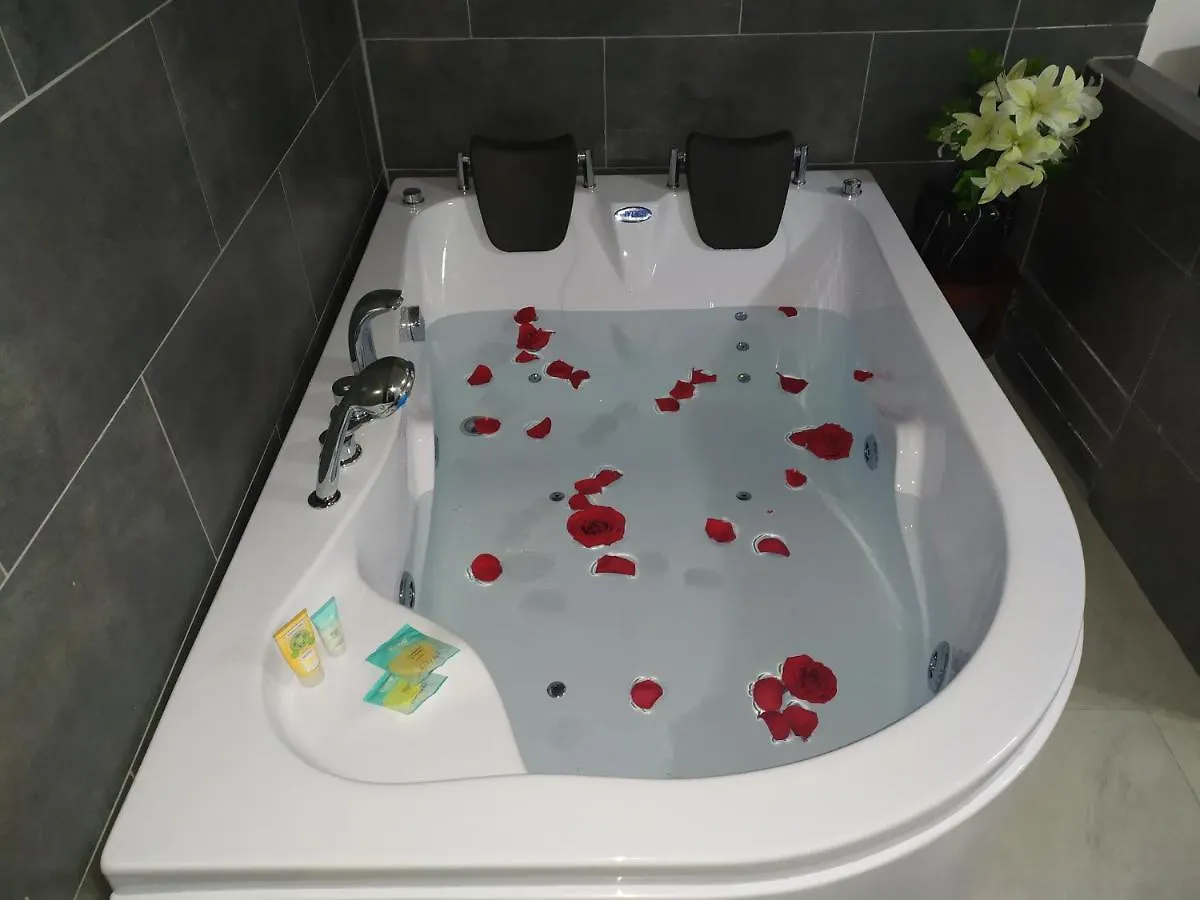 Hostal Ajavi Del Sur Quito Ecuador